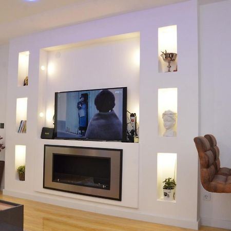 Centar 5 Star Appartement Kraljevo Buitenkant foto